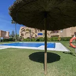 Wintowinrentals Very Close To The Beach, Pool & Free Parking Marbella