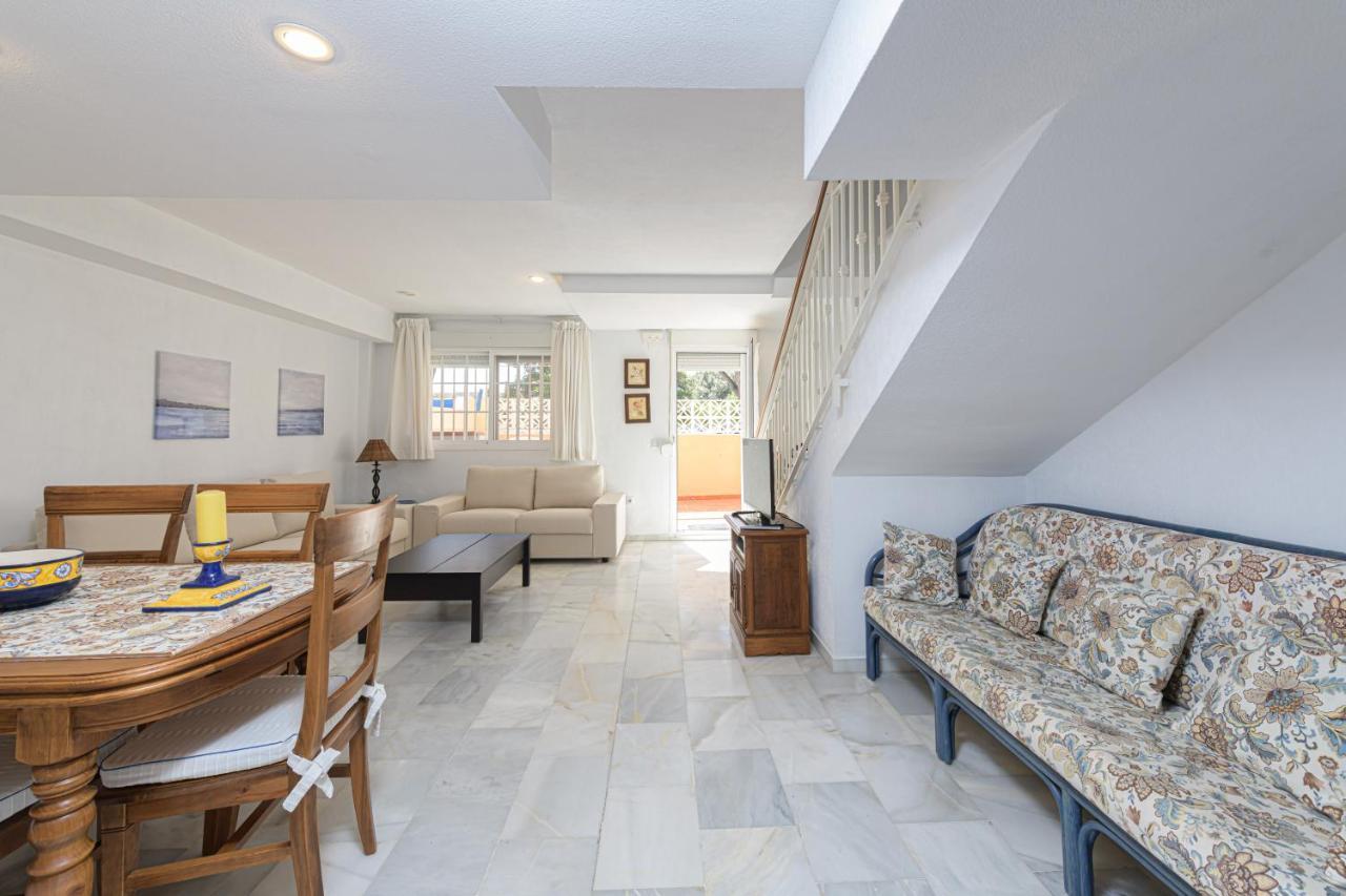 Vakantiehuis Wintowinrentals Very Close To The Beach, Pool & Free Parking Marbella