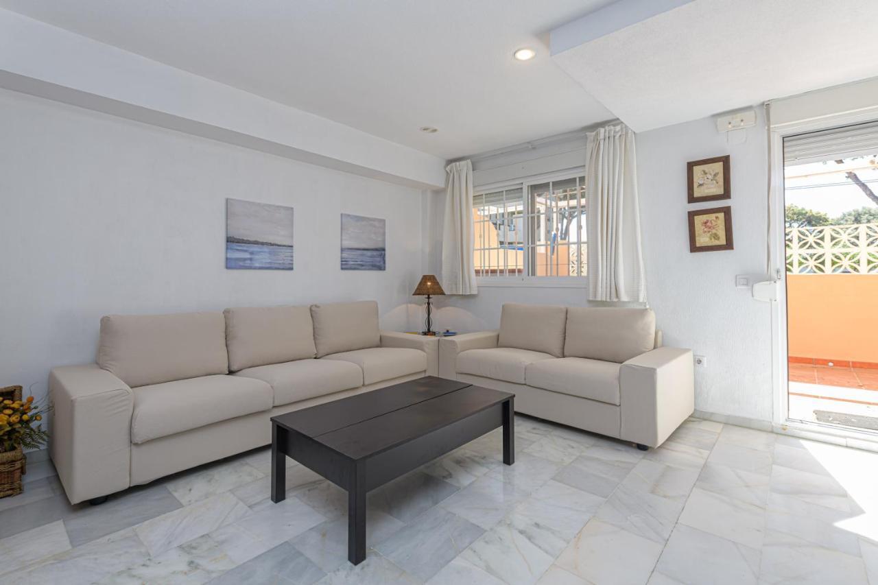 Vakantiehuis Wintowinrentals Very Close To The Beach, Pool & Free Parking