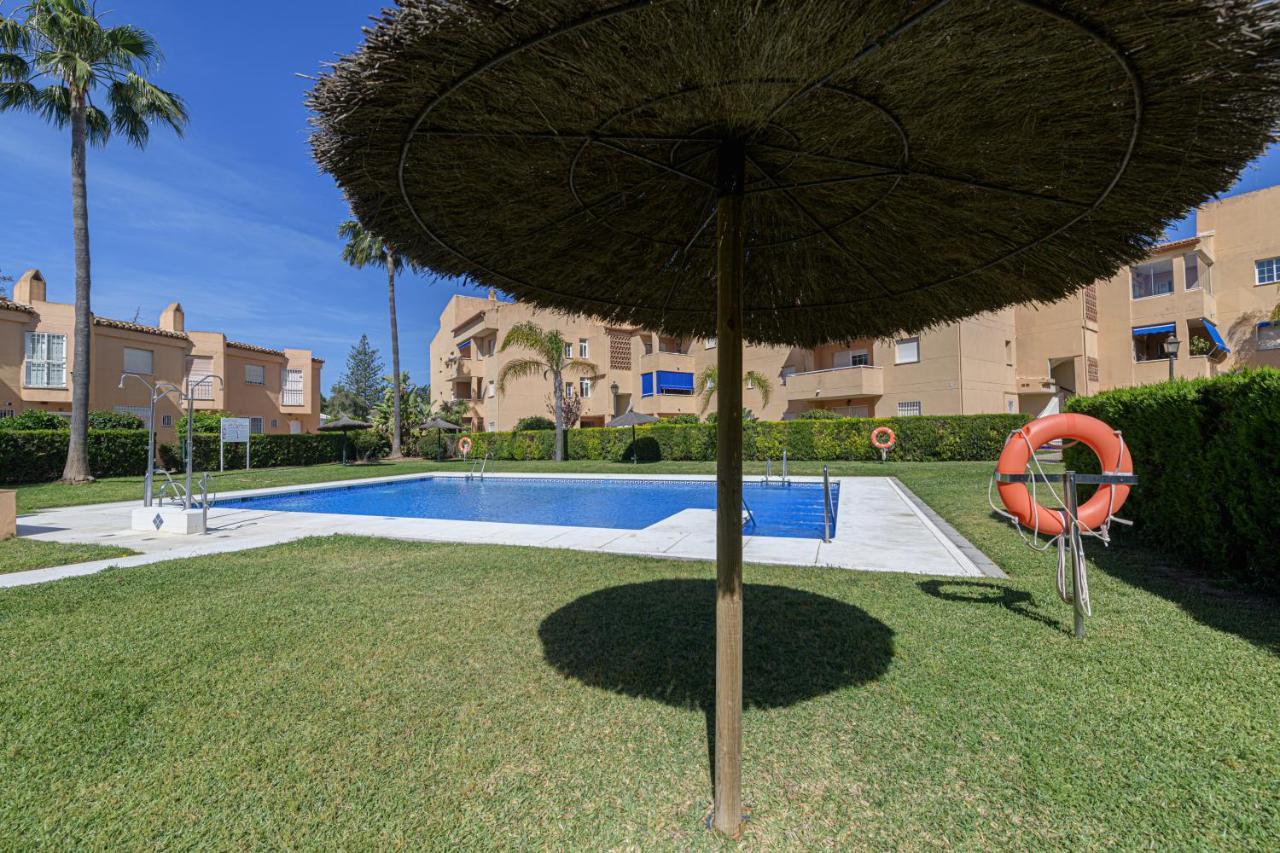 Vakantiehuis Wintowinrentals Very Close To The Beach, Pool & Free Parking Marbella