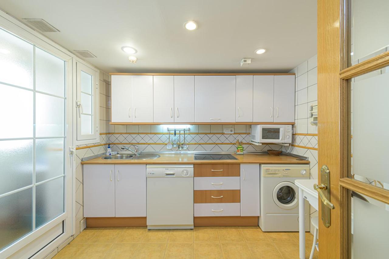 Vakantiehuis Wintowinrentals Very Close To The Beach, Pool & Free Parking